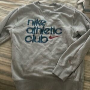 Nike Athletic Club Crewneck